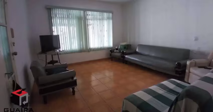 Sobrado vila mariana próximo ao metrô santa cruz e klabin, 3 vagas de garagem, ótima localização.