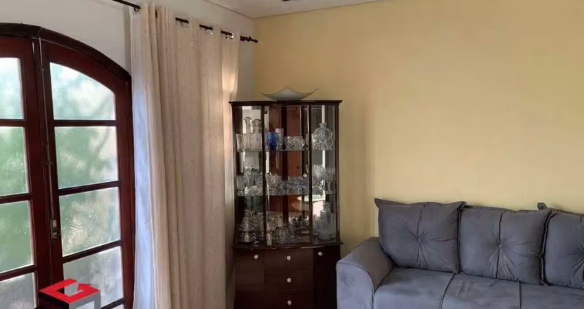 Sobrado à venda 4 quartos 2 suítes 2 vagas teles de menezes - santo andré - sp