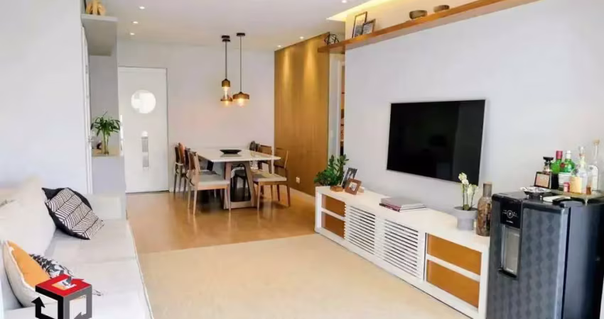 Apartamento totalmente reformado com 112m² no brooklin