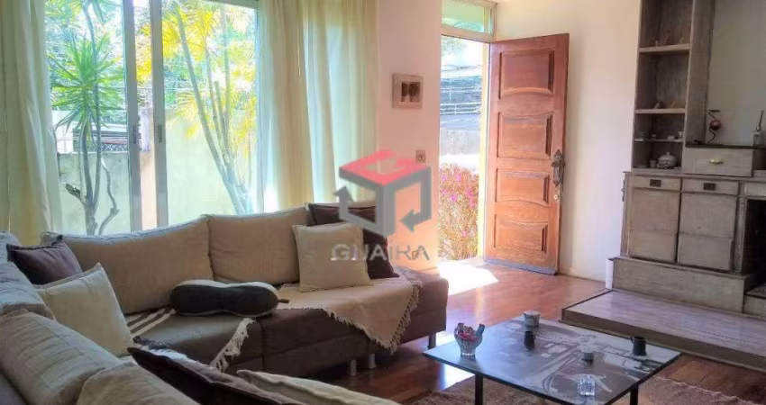 Casa com 220m² localizada no Jardim Planalto Paulista em São Paulo- SP.