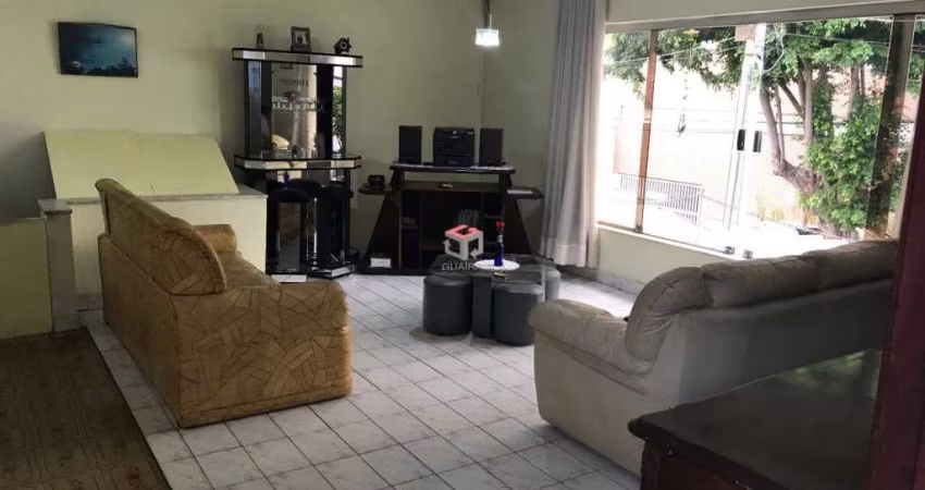 Casa de 220m² no Bairro Marlene em SBC - SP