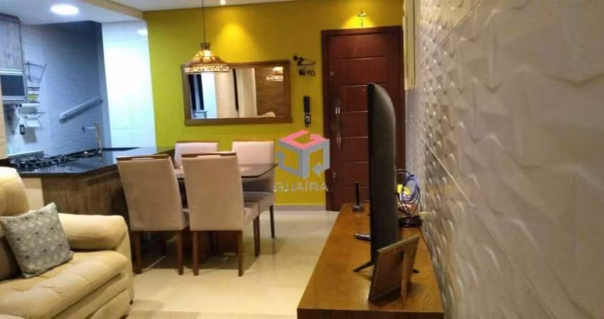 Linda cobertura com acabamento de primeira qualidade e com condomínio baixo!