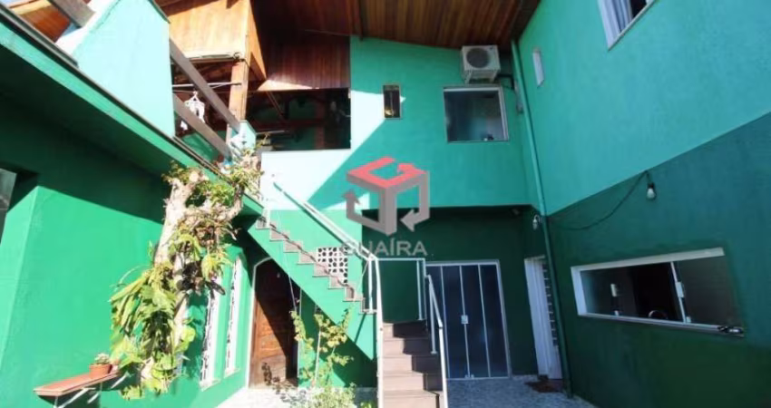 Sobrado de 270m²/ Bairro Santa Maria em SCS - SP