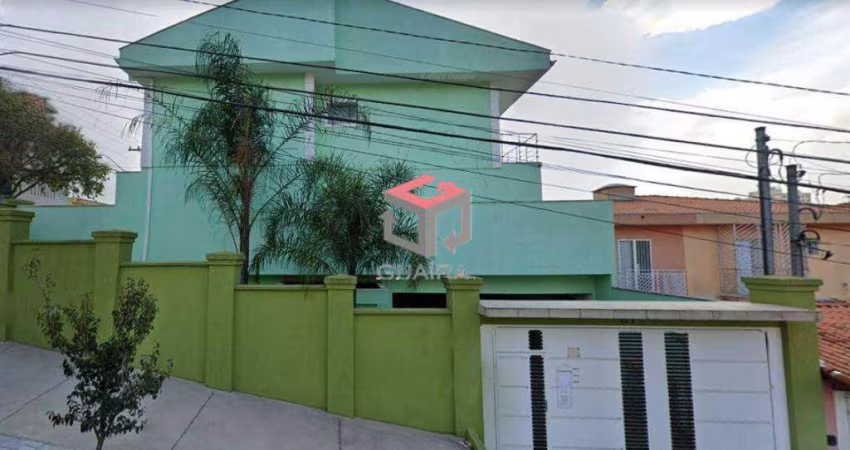 Sobrado de 240m² localizado no Bairro Taboão em São Bernardo do Campo/SP.