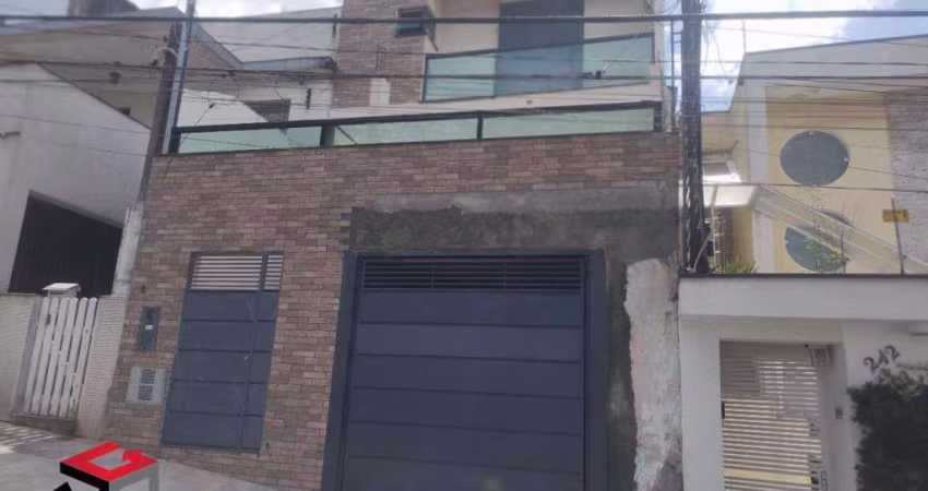Sobrado à venda com 172 m² Localizado no Bairro Campestre em Santo André