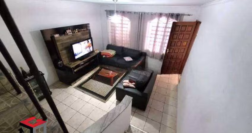 Sobrado de 176,85m² / Bairro Paulicéia em SBC - SP