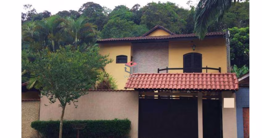 Sobrado com 600m² localizado próximo à Represa Billings, Riacho Grande, em meio à natureza e ar puro!
