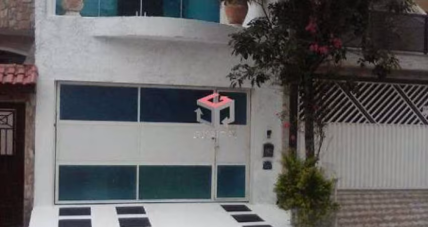 Sobrado com 420m² localizado no Parque Selecta em São Bernardo do Campo/SP.