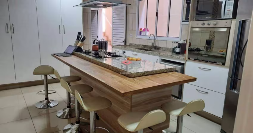 Sobrado à venda 3 quartos 1 suíte 2 vagas Floresta - Santo André - SP