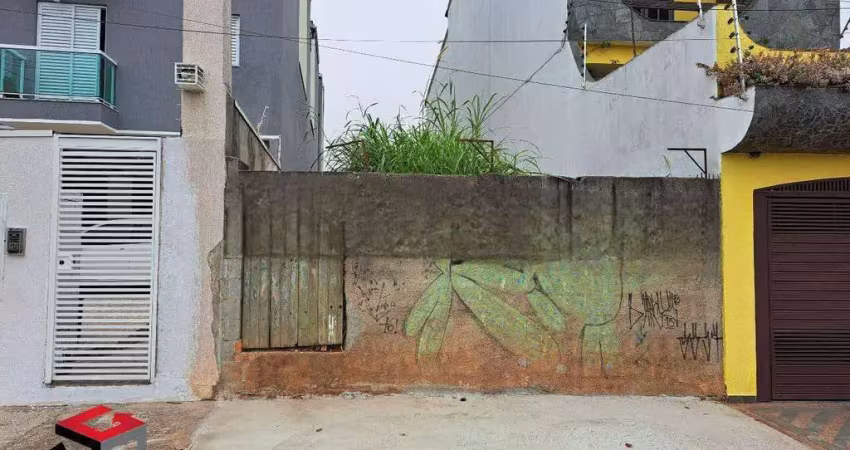 Terreno à venda na Rua Himalaia, ao lado 50, Parque Novo Oratório, Santo André