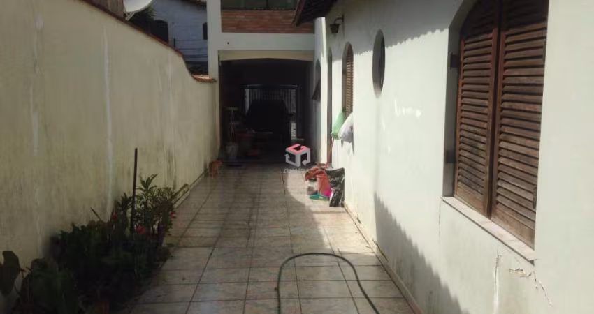 Casa de 277m² na Vila Helena em Santo André - SP.