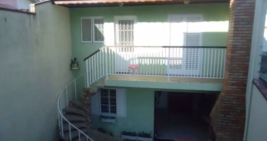 Sobrado com 277 m² localizado no bairro jaçatuba em santo andré/sp.