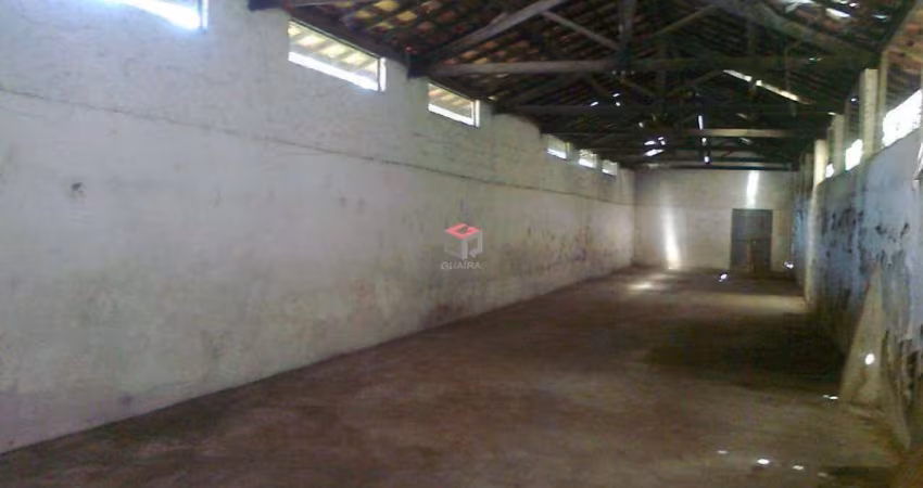 Imóvel comercial com 2.400 m² localizado no Bairro dos Fincos de São Bernardo do Campo/SP.