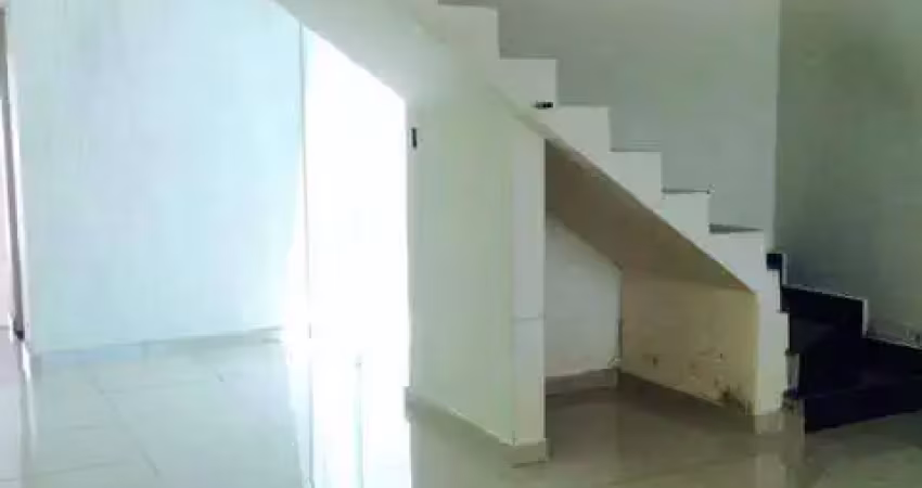 Sobrado à venda 3 quartos 1 suíte 4 vagas santa terezinha - são bernardo do campo - sp