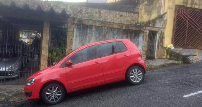 Casa Térrea de 220m² no Bairro Mussolini em São Bernardo do Campo - SP