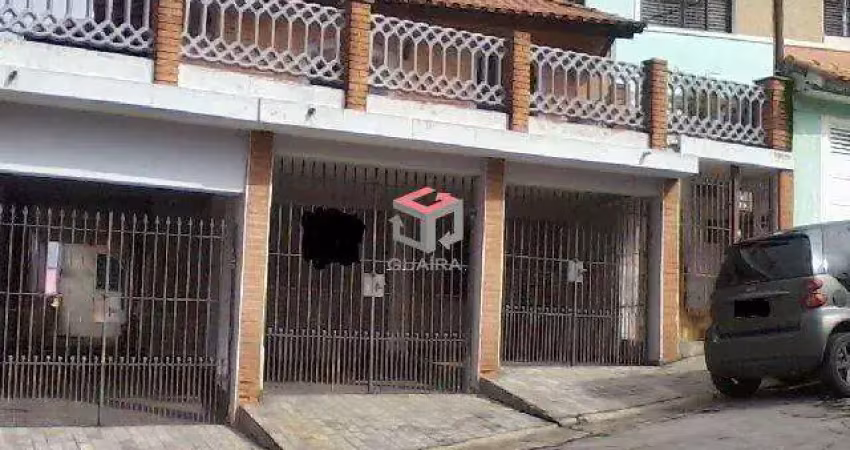 Sobrado com 450m² localizado no bairro Assunção em São Bernardo do Campo/SP.