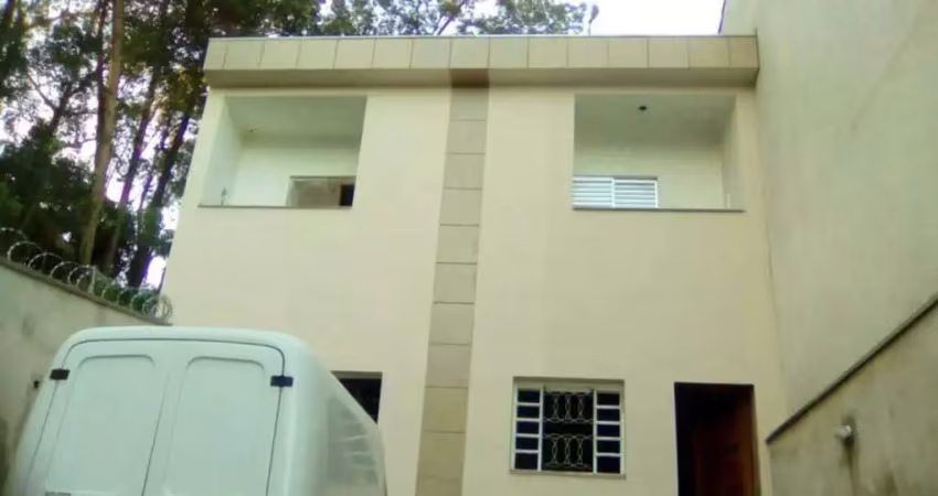 Sobrado com 110m² localizado no jardim las vegas em santo andré - sp.