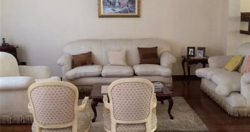 Sobrado à venda 4 quartos 2 suítes 6 vagas Palermo - São Bernardo do Campo - SP