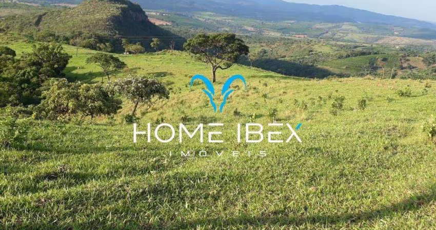 Fazenda à venda em Guapé, Centro, com 3 quartos, com 200 m²
