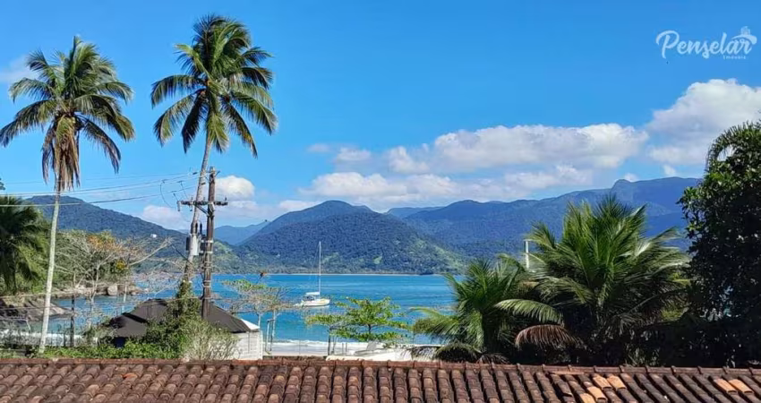 Lázaro/Sununga - Apartamento com 3 dormitórios, 2 vagas. A 50 metros das Praias.