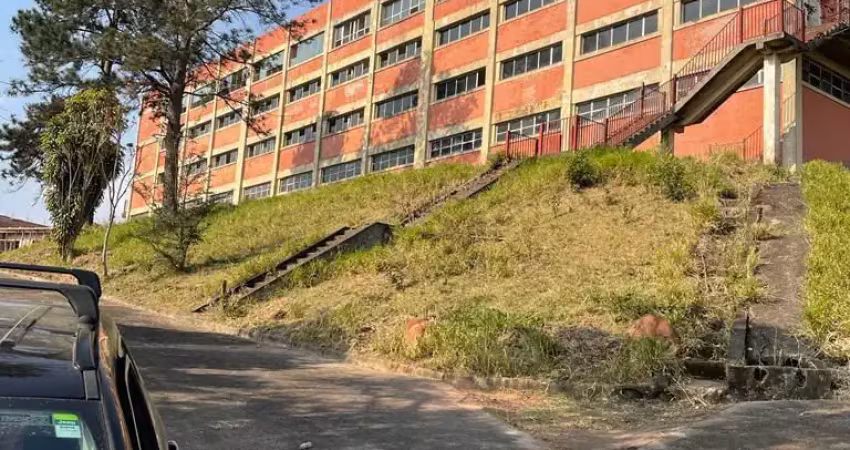 Galpão a venda em  itaquaquecetuba, com excelente localização