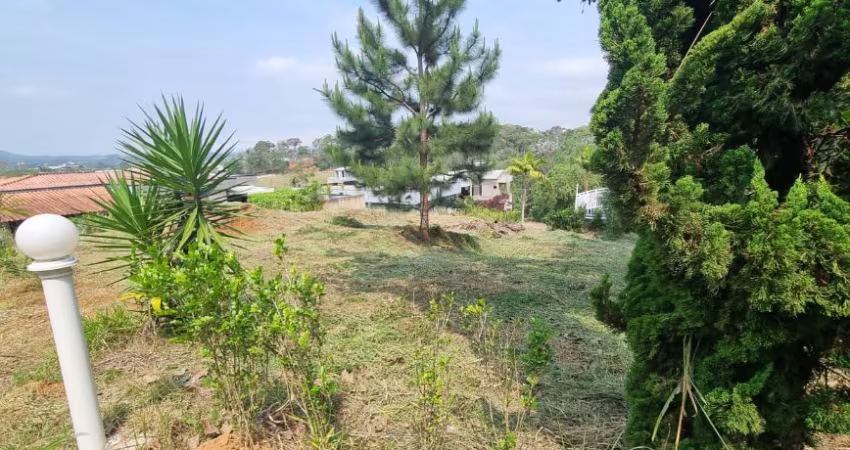 Terreno em condomínio fechado em Suzano
