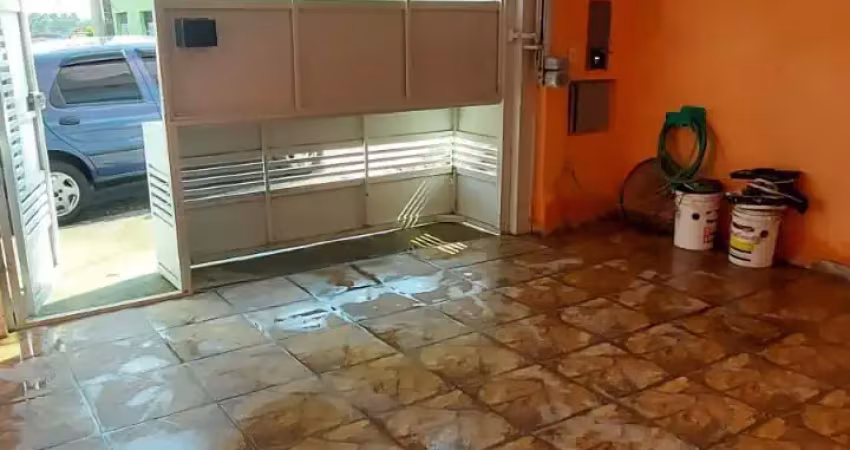 Sobrado a venda fica há 5 minutos do centro de suzano, ótimo para investimento  ou moradia