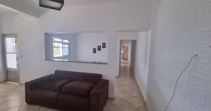Casa a venda em suzano, ótima localização, oportunidade para  moradia ou renda