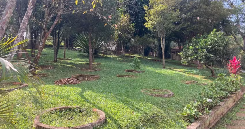 Sitio a venda em suzano com excelente localização e topografia