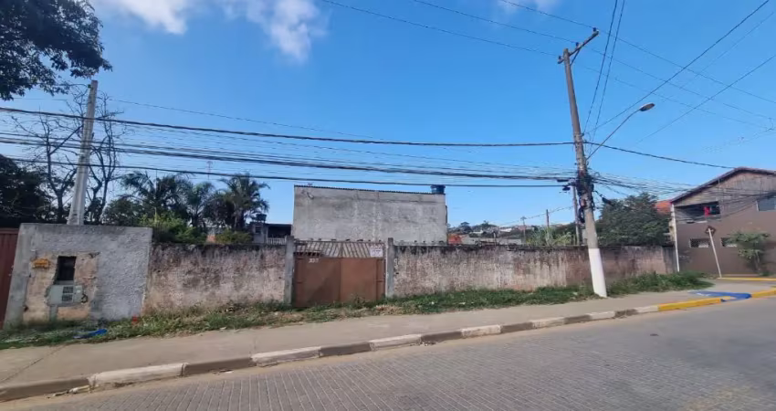 Terreno  com 298m2, a venda no bairro de palmeiras suzano, ótima localização