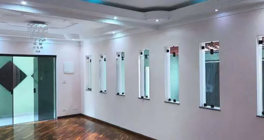 Casa para venda tem 300 metros quadrados com dormitórios, 01 suíte