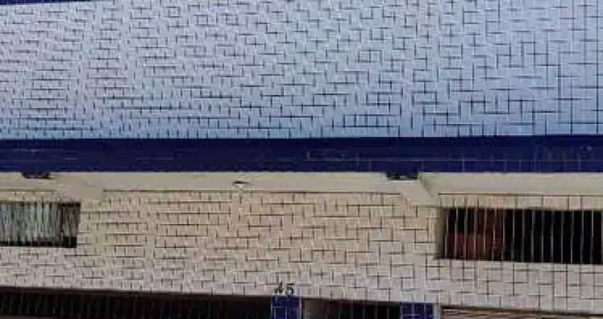 Apartamento com 2 quartos para alugar na Rua Cristal, 45, Sol e Mar, Macaé