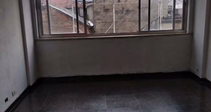 Apartamento amplo Rua Conselheiro João Alfredo