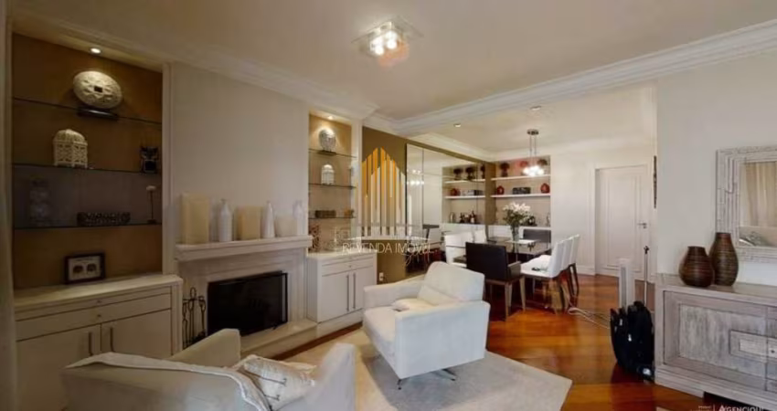 Apartamento no Condomínio Royal Place em Morumbi com 212m2 3 dormitórios 3 vagas de garagem Condomín