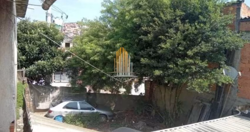 CASA ASSOBRRADA DE 320M² COM QUATRO DORMITÓRIOS, DOIS BANHEIROS Á VENDA NO CAMPO LIMPO CASA ASSOBRRA