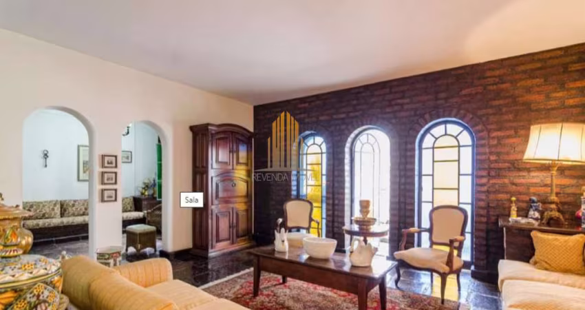 2 dormitórios, 1 suite e 1 vaga no Jardim Paulista PARACATU APARTAMENTO DE 159M² NO JARDIM PAULISTA