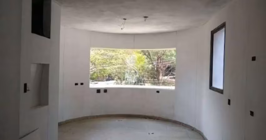 Sobrado residencial de 500m² possui 4 dormitórios,5 banheiros e 4 vagas á venda na região do morumbi