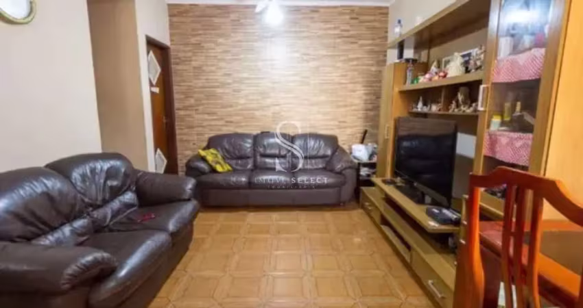 Sobrado com 252m² possuindo 3 dormitórios, 1 sala e 1 vaga à venda na região do centro de são paulo.