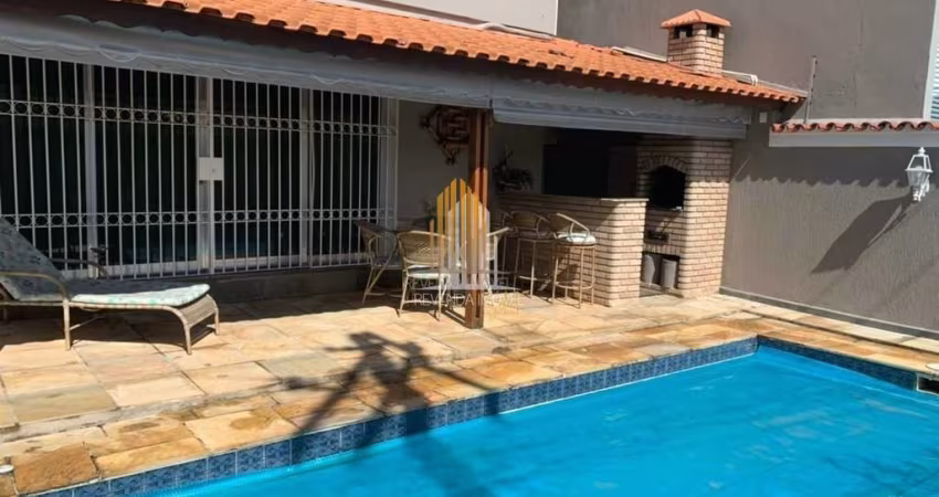 SOBRADO COM 300,00M² COM 4 DORMITORIOS, 4 SUÍTES, 1 SALA, 6 BANHEIROS, 5 VAGAS, EM INTERLAGOS - SP .