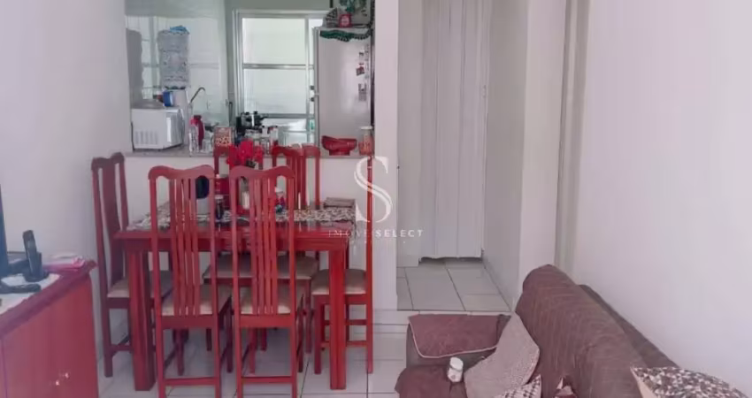 Brás - casa de 100m² com 4 quartos, 2 salas e 2 banheiros.