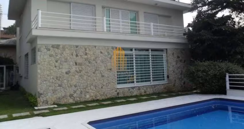 Casa Sobrado à venda no Pacaembú de 740m² com 4 dormitórios sendo 3 suítes e 9 vagas de garagem Casa