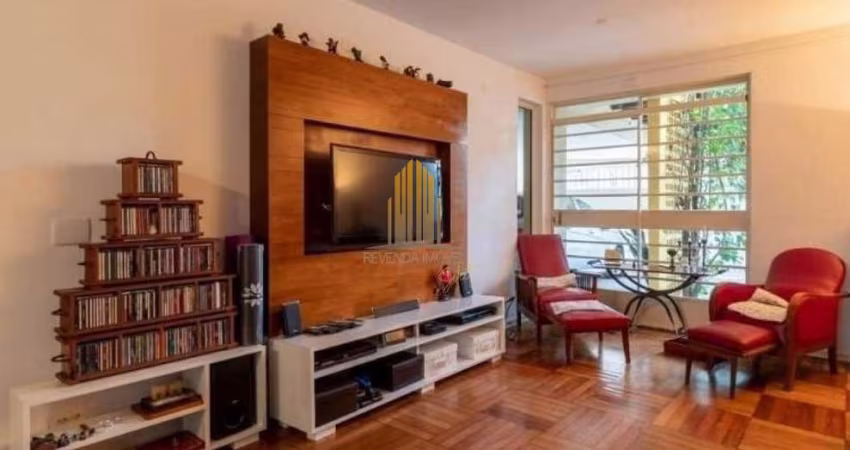 Casa Sobrado à venda no Brooklin de 180m² com 2 dormitorios sendo 1 suíte e 2 vagas de garagem Casa