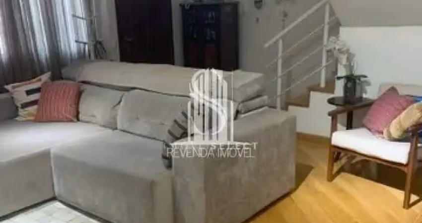 SOBRADO RESIDENCIAL DE 112M², POSSUI 3 DORM (1 SUÍTE), 1 SALA E 2 VAGAS, À VENDA NA REGIÃO DA SAÚDE.