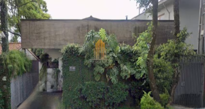 Casa á venda no Pacaembu - com 264m² 3 Quartos, 2 suites, 4 banheiros, 4 vagas
