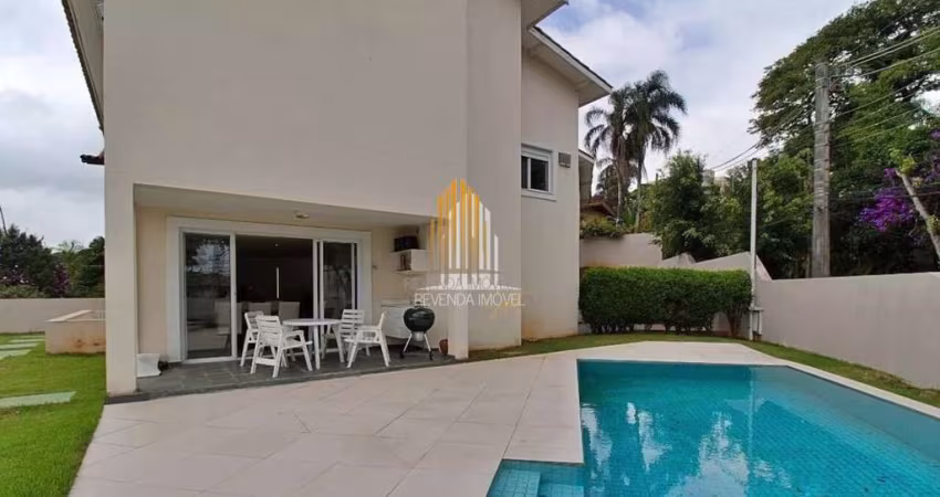 BELA CASA À VENDA EM VILA SÔNIA DE 361 M² COM 4 SUÍTES, 4 BANHEIROS, QUINTAL E 4 VAGAS