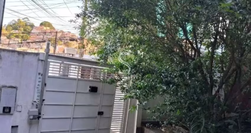 Butantã, casa residencial de 200m² com 3 suítes, 2 vagas.