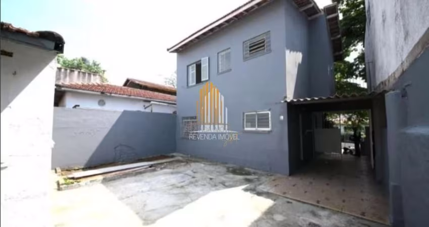 Casa em Santo Amaro com 3 dormitórios, 2 vagas em 210m² Casa em Santo Amaro com 3 dormitórios, 2 vag