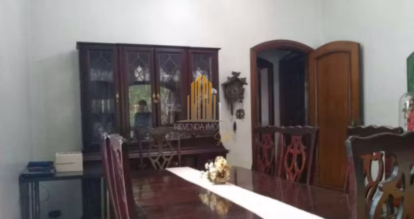 SOBRADO RESIDENCIAL DE 622M²  POSSUI 4 DORMITÓRIOS , 4 BANHEIROS E 6 VAGAS Á VENDA NA REGIÃO DA LAPA