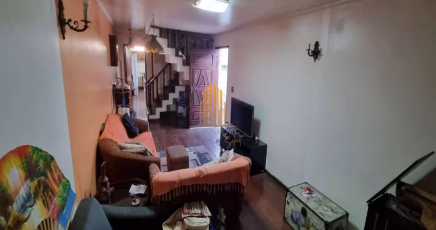 IPIRANGA - CASA ASSOBRADADA DE 163m² COM 3 QUARTOS, 3 SUITES  E 2 VAGAS Á VENDA