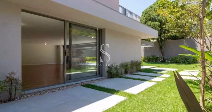 Alto de pinheiros - sobrado de 371m² com 4 suíte, 6 banheiros e 6 vagas.